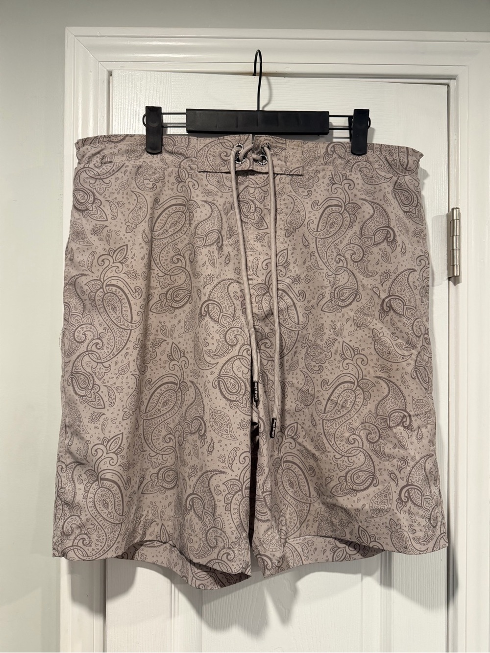 Snoop Dogg Supply Size L Paisley Swim Trunks Lined Drawstring Taupe Board Shorts